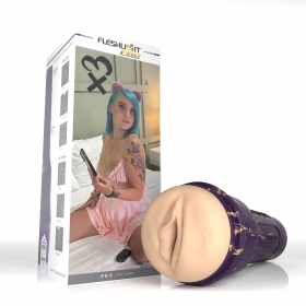 Chloee Mae Fleshlight PRO Image 3