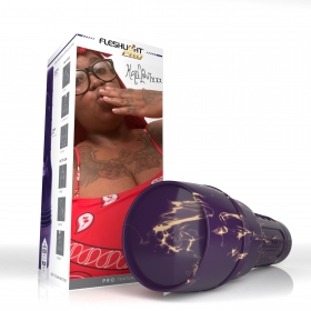 Hazelnutxxx Fleshlight PRO Image 3