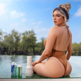 Kayley Gunner Fleshlight Girl Image 0 Kayley Gunner Fleshlight Girl Image 0